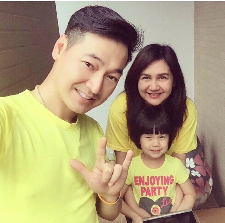 นักร้องยุค 90
