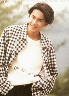 นักร้องยุค 90