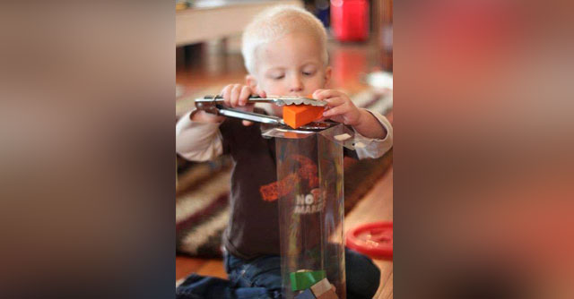 fine motor activities for toddlers at home