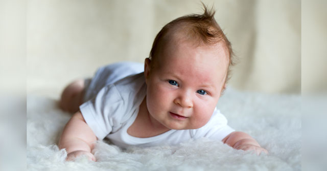 วิธีเล่นกับลูกแรกเกิด