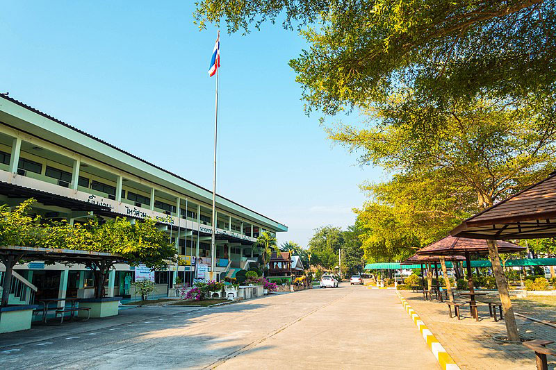 โรงเรียน