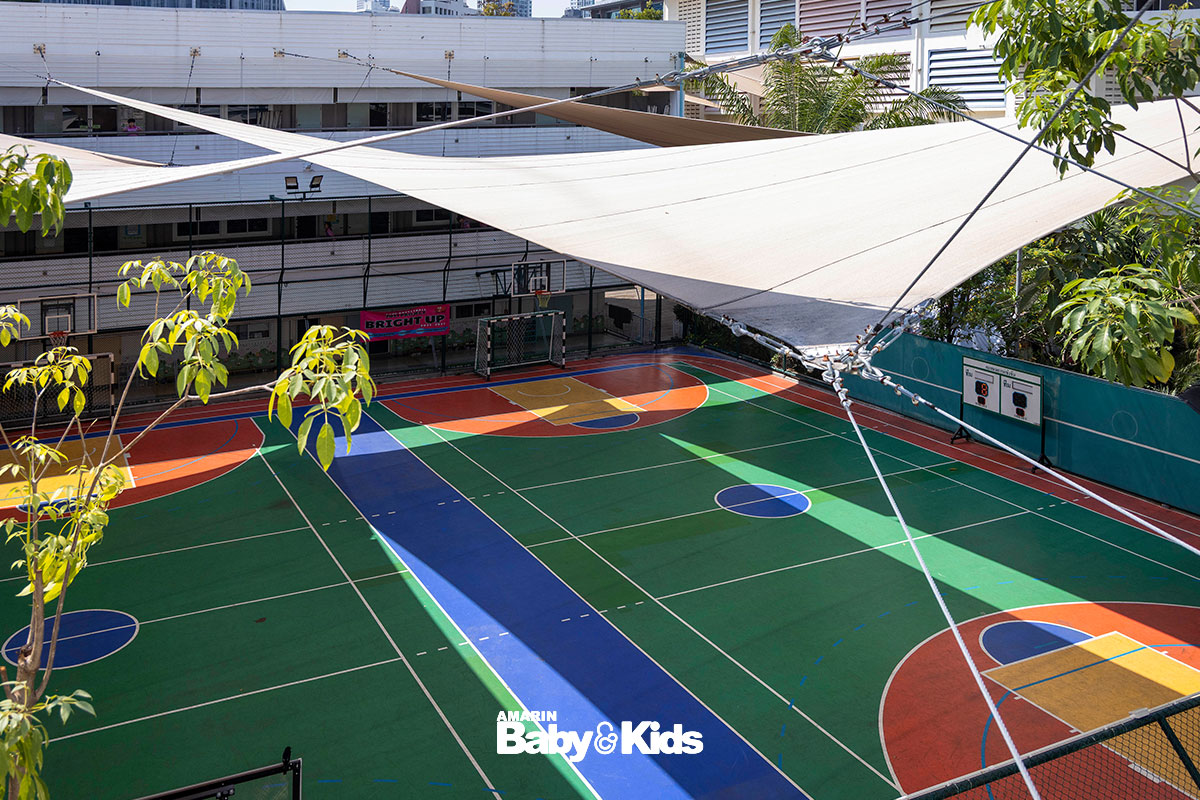 โรงเรียนสาธิตจุฬา สนามกีฬา โรงเรียนประถม 