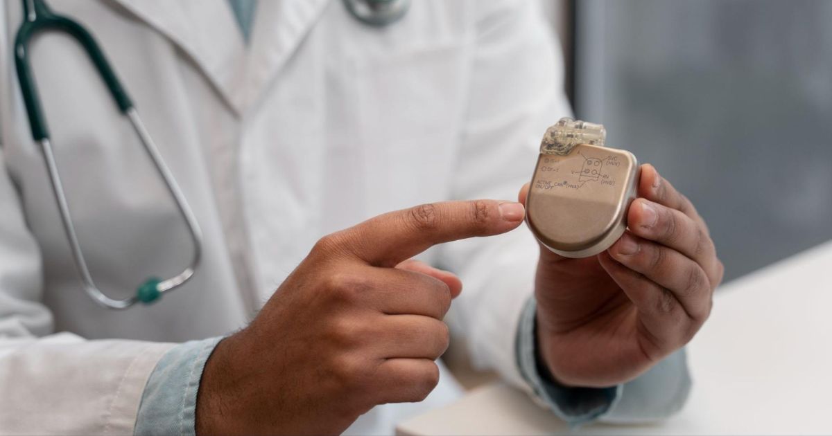 ผ่าตัดใส่เครื่องกระตุ้นหัวใจ